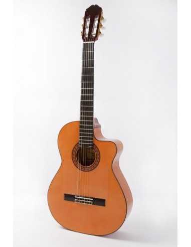 Guitarra Clásica Raimundo 646E Flamenco (Serie Cut-Away)